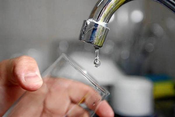 Última hora: Intendente Orrego anunció corte de suministro de agua en 27 comunas de la Región Metropolitana