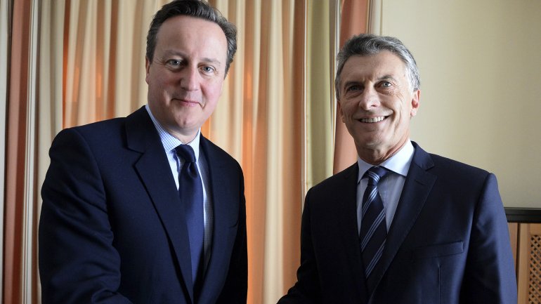 En vísperas del aniversario por Malvinas, Macri mantuvo un breve encuentro con David Cameron