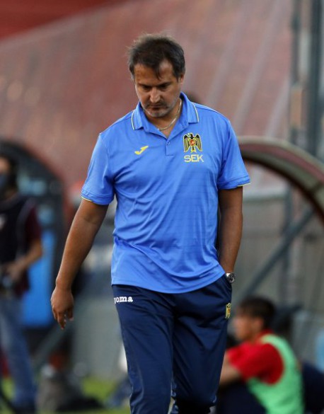 Fernando Vergara dejó de ser el técnico de Unión Española