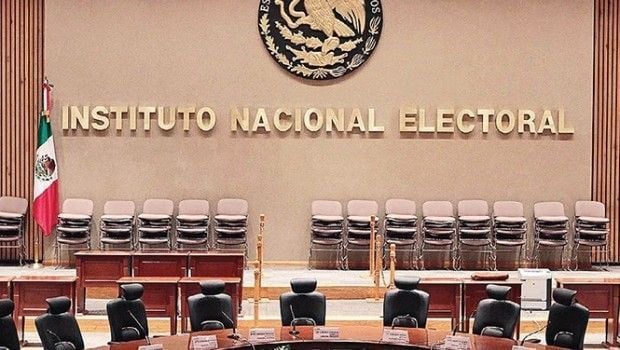 INE recibe listas de candidatos a la Asamblea Constituyente