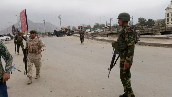 Afganistán: 28 muertos por ataque suicida en Kabul