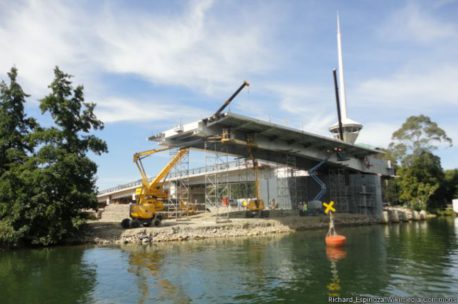 El puente que una empresa española construyó al revés en Chile y ahora será demolido