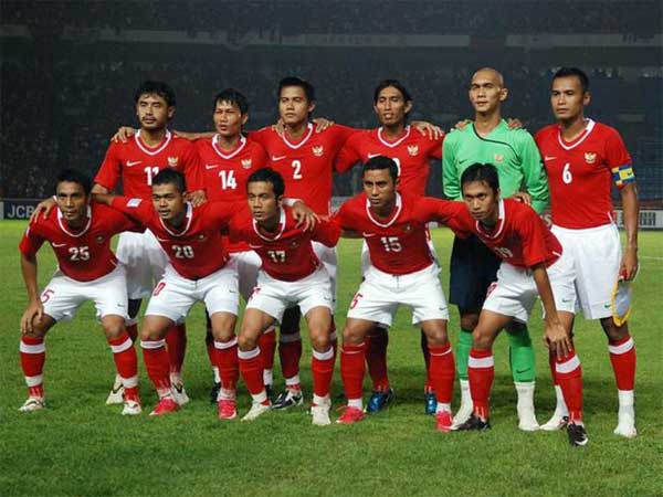 Selección de Indonesia, suspendida por la FIFA, pretende a Mourinho