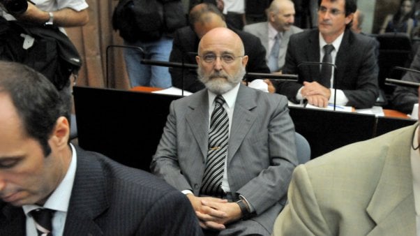 Condenaron a Enrique Mathov a cuatro años de prisión por la represión de 2001