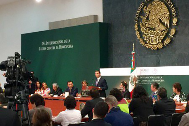 Peña promueve iniciativa para reconocer matrimonios del mismo sexo en todo el país