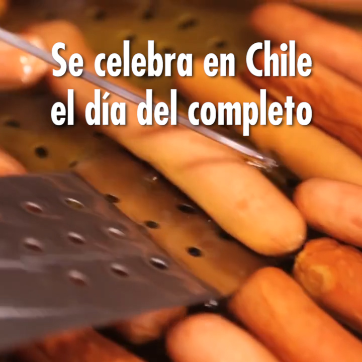 Se celebra en Chile el día del completo