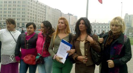 Sernam incorpora en sus políticas los derechos de mujeres transexuales