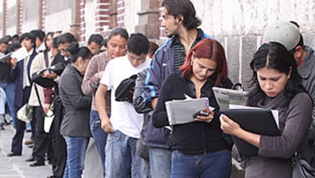 Tasa de desempleo sube cuatro décimas en Chile y alcanza el 6,8%