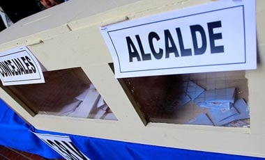 Denuncia de acarreo: Tribunal Electoral excluye a 182 votantes en comuna de Trehuaco