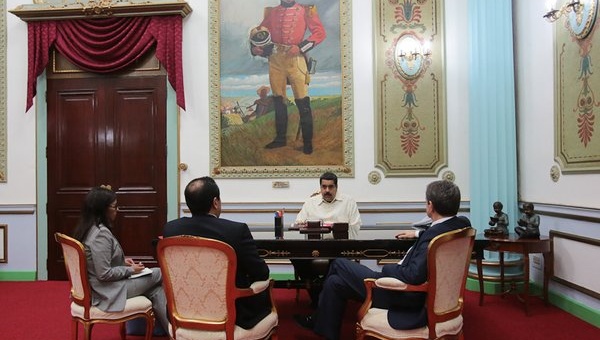 Venezuela: Maduro denuncia campaña de medios españoles ante expresidente Zapatero