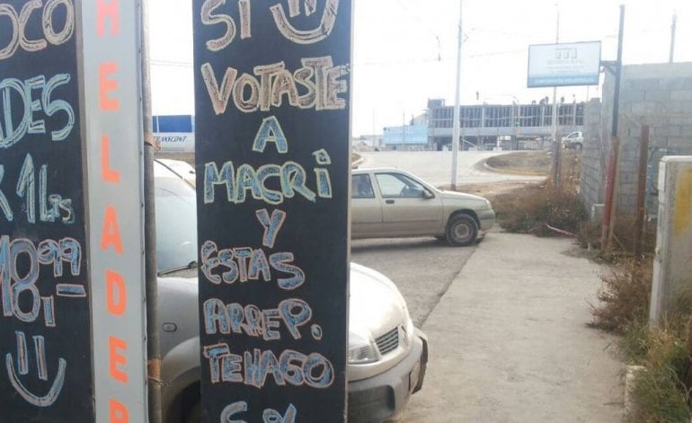 Viral: un comercio ofrece descuentos a los clientes que se arrepienten de haber votado a Macri en Argentina