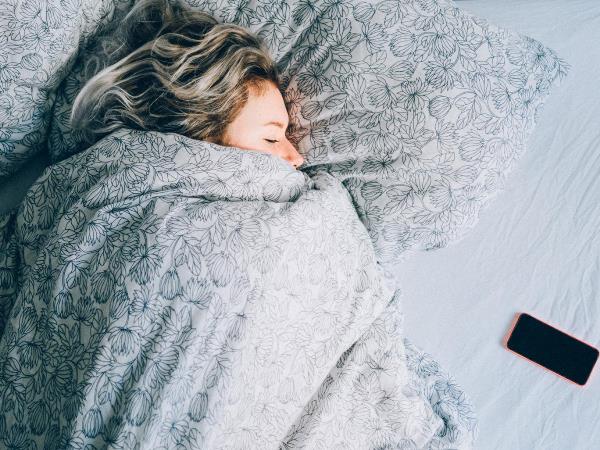 Dormir como se debe: Estudio global revela datos clave sobre la salud del sueño