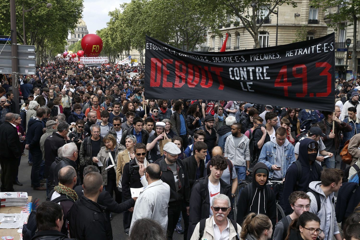 Francia: Sindicatos desafían decretazo de Reforma Laboral