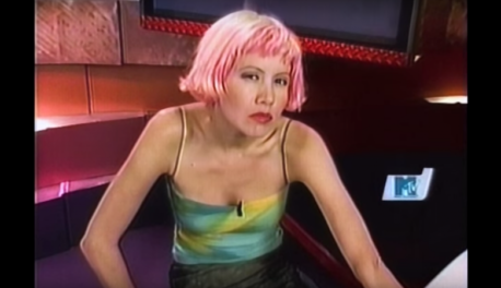 ¿Recuerdas a Ruth, la VJ noventera de Mtv? Esta es su vida ahora