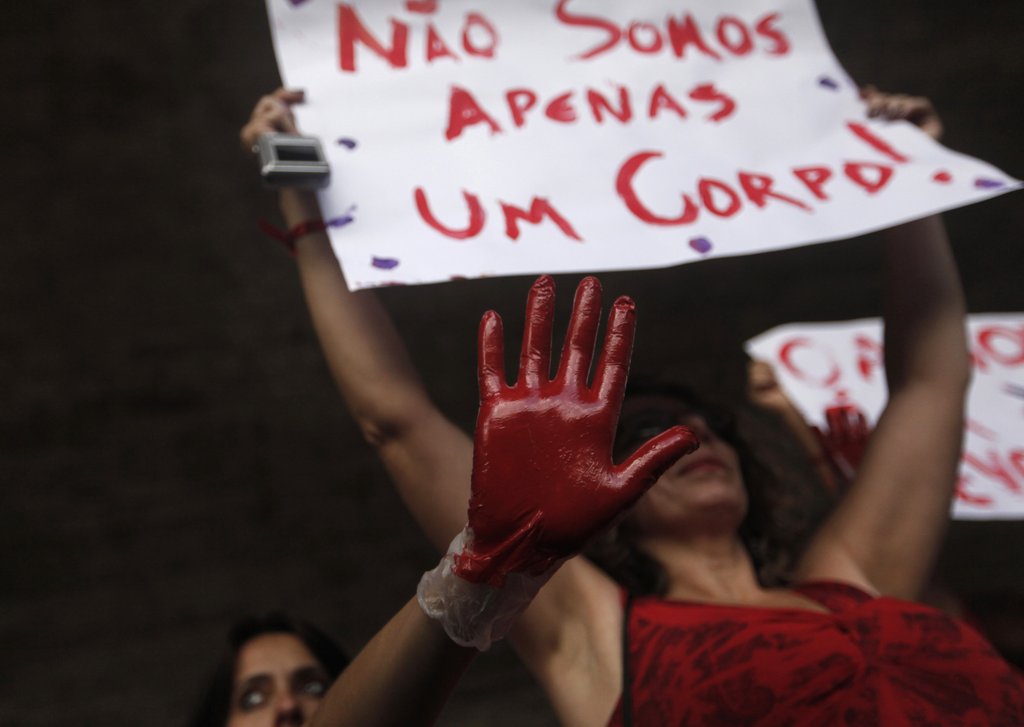 Brasil: Brutal violación colectiva de 33 hombres sacude opinión pública