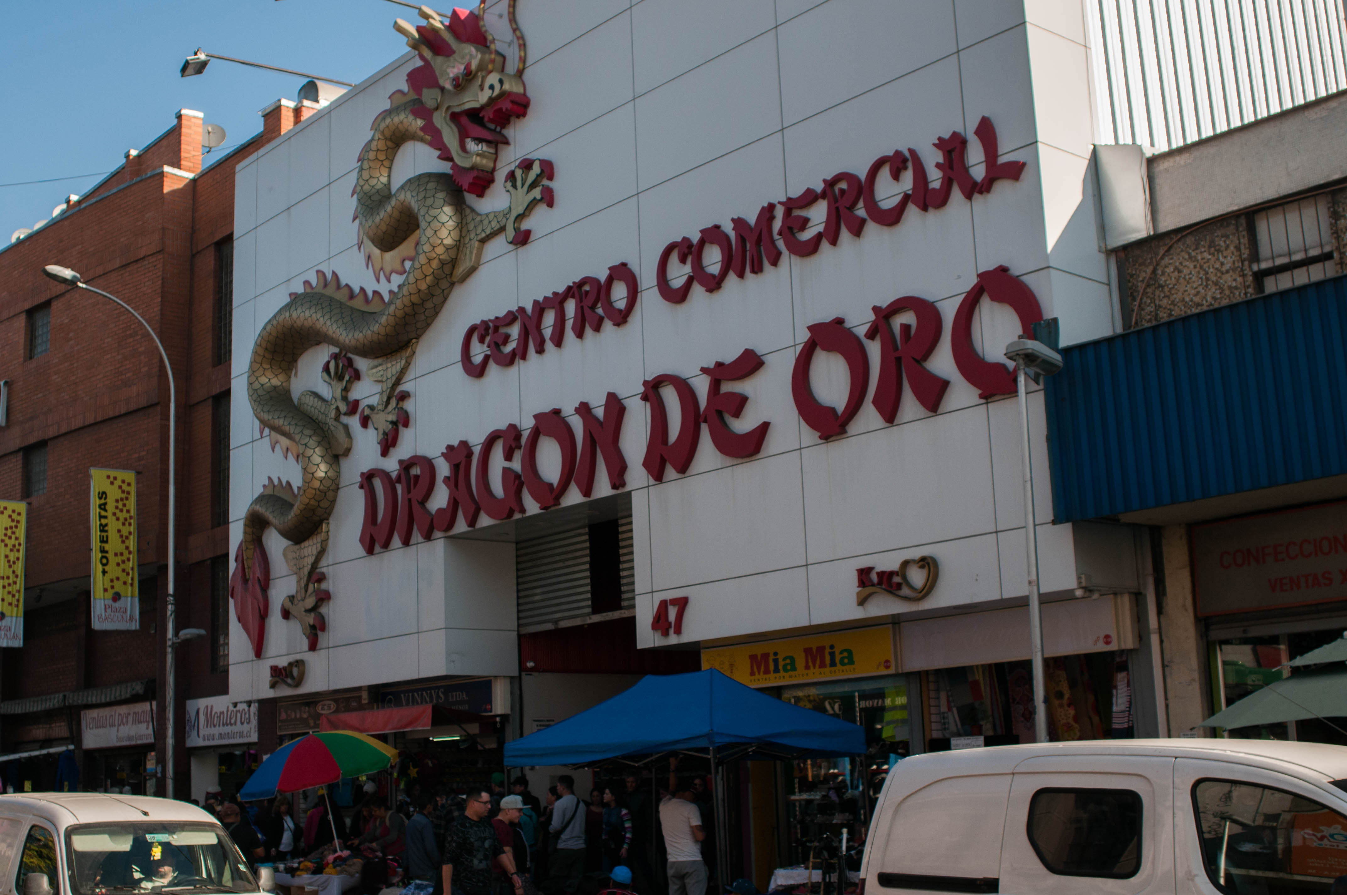 Chinatown: Imágenes de la Cultura China en Santiago