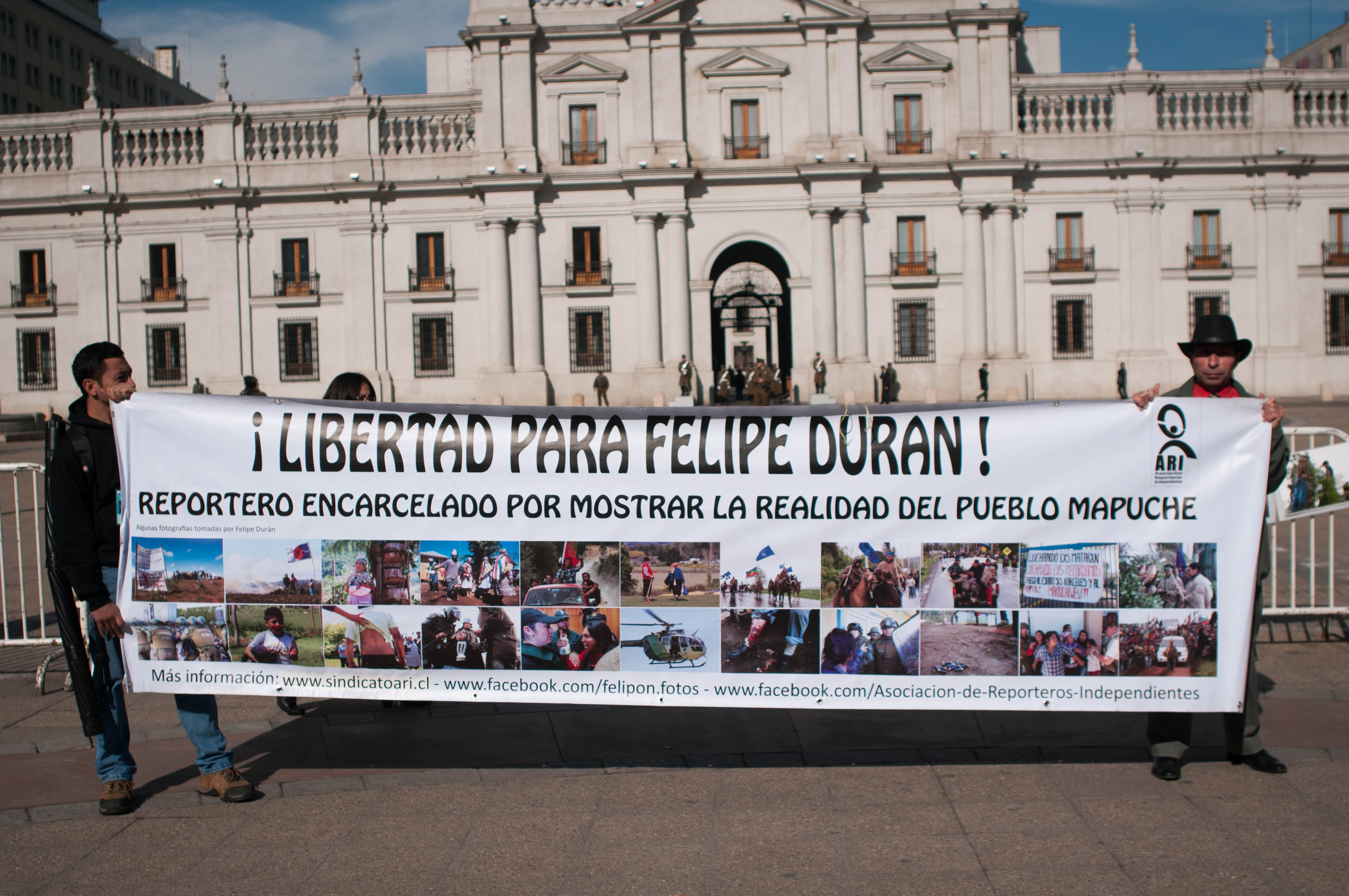 Manifestación en la Plaza Constitución por la libertad del fotógrafo Felipe Durán