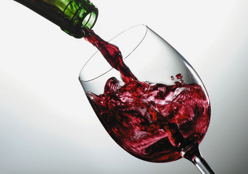 ¿Sabías que tomar una copa de vino al día equivale a una hora de ejercicio?