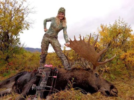 Estas mujeres que matan animales por placer son cuestionadas por las redes sociales