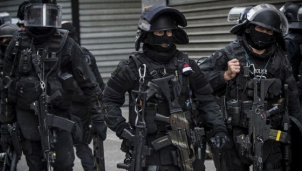 Francia: Daesh se atribuye el asesinato de un policía y una funcionaria de Interior