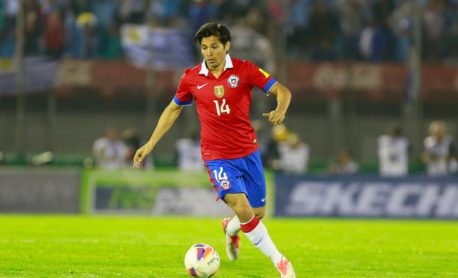 Matías Fernández, la primera baja de Chile en Copa América