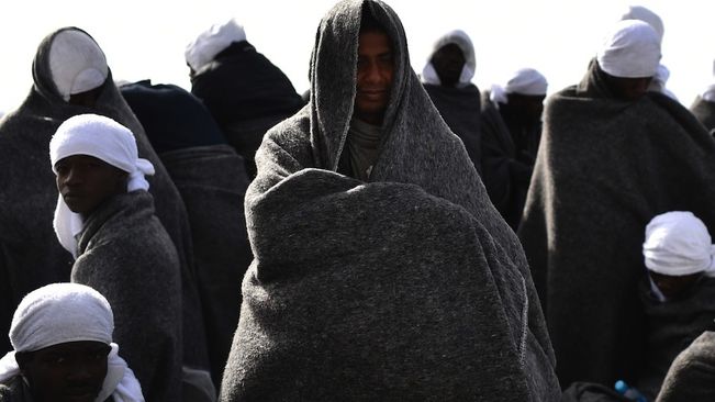 Grecia: Rescatan a cientos de inmigrantes en naufragio en isla de Creta