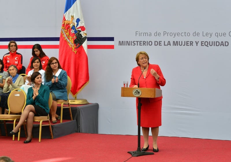 Bachelet crea Ministerio de la Mujer y la Equidad de Género