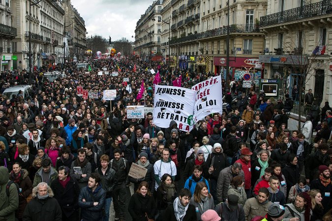 Uniones gremiales de trabajadores tienen luz verde para marchar este jueves en París, pero con restricciones