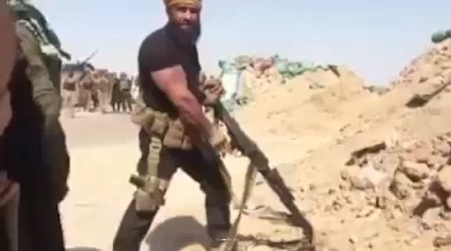 Reapareció en combate el Rambo iraquí