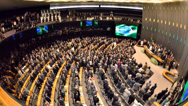 Brasil: Desfilan los primeros testigos del impeachment contra Rousseff