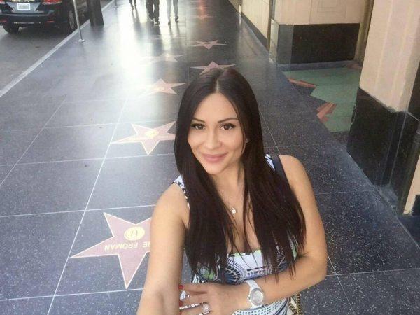 Guionista hollywoodense tortura, desangra y asesina a la madre de su hijo