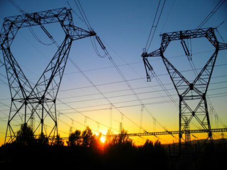Por apagones, urge CCE al gobierno federal fortalecer red eléctrica