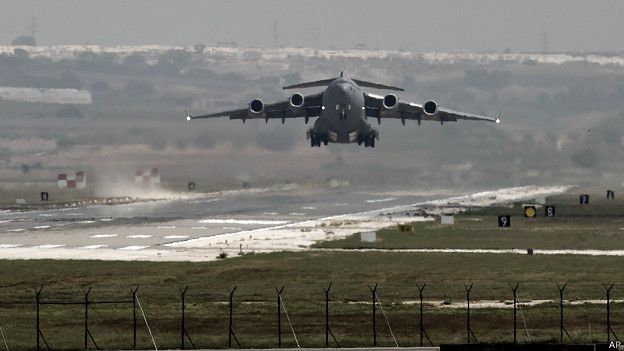 Autoridades turcas prohíben a miembros del parlamento alemán visitar a sus propias tropas en Base Aérea Incirlik
