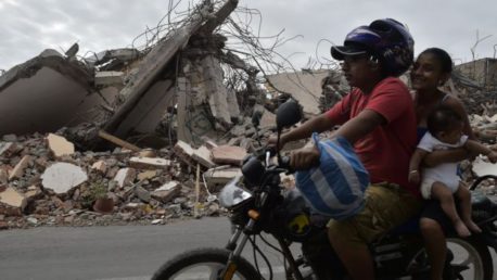 Ecuador: Dos fuertes temblores sacuden costa noroeste, la zona más afectada por el terremoto de abril