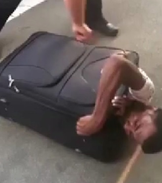 Insólito: inmigrante trató de cruzar la frontera haciéndose pasar por equipaje