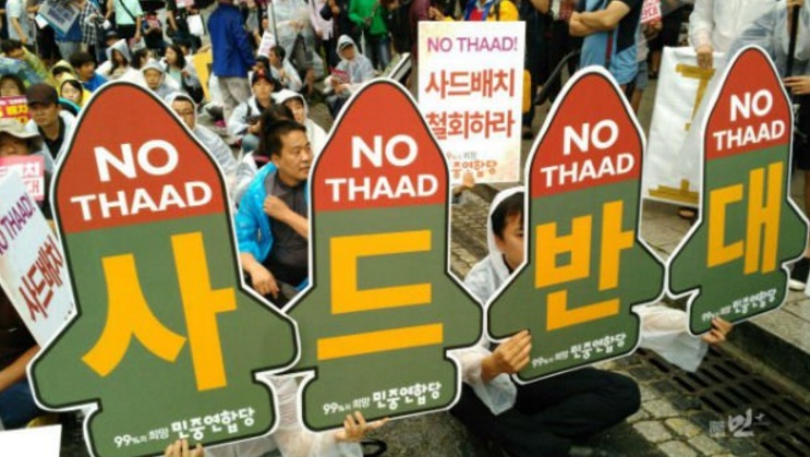 Corea del Sur sale a las calles para rechazar sistema antimisiles de EEUU