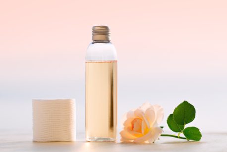Tónico facial casero para pieles grasas y con granitos