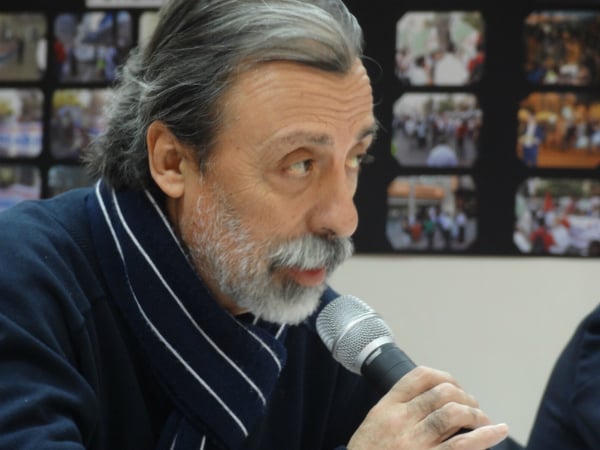 Luis Mesina denuncia que mayoría de directores de las AFP cotizan en el fondo E
