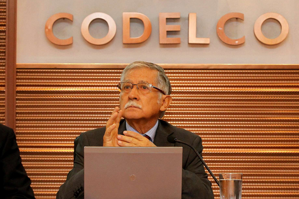 Presidente ejecutivo de Codelco dice que serían “más felices” sin la Ley Reservada