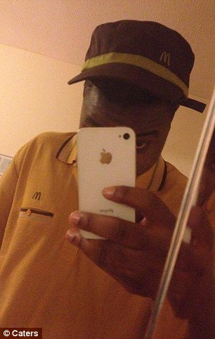 Este joven de 19 años se hace millonario mientras trabaja en un McDonald’s