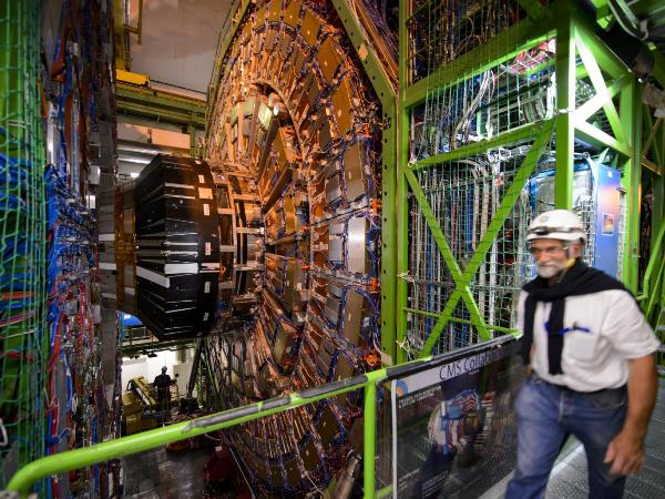 Nada nuevo bajo el sol: Muchos resultados, pero pocos hallazgos importantes en el Gran Colisionador de Hadrones