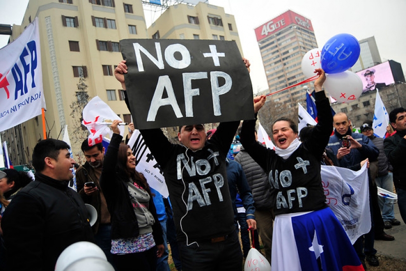 #No+AFP: Enfoque de género toma fuerza en debate por fin de sistema de pensiones