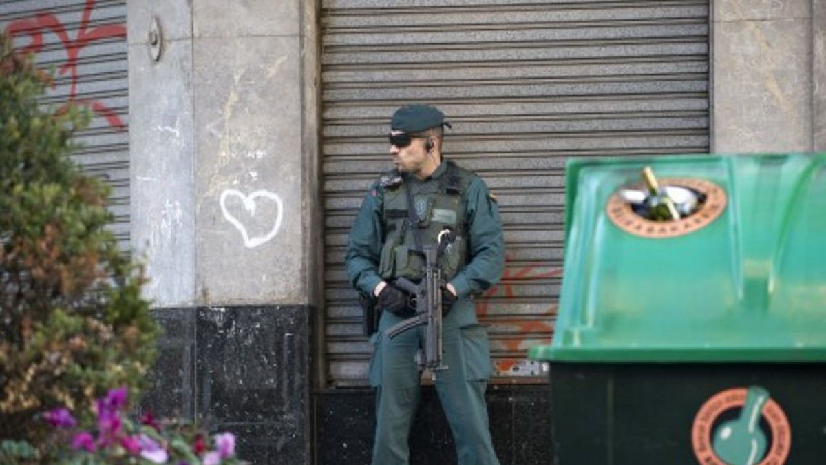España: Hallan cadáver de mujer chilena dentro de una pared