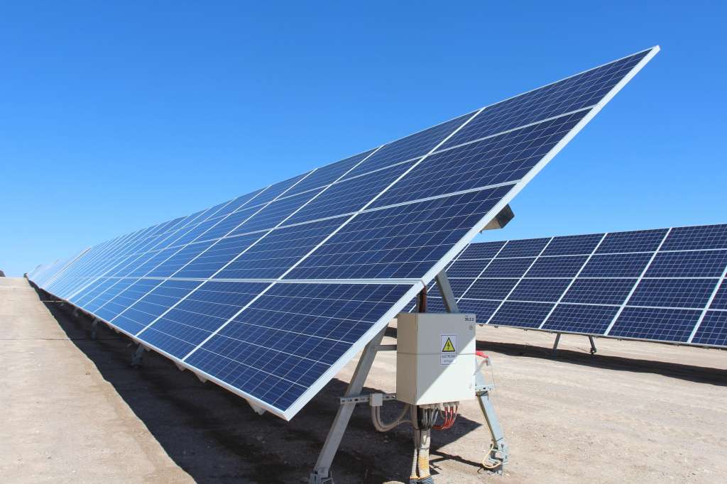 Planta solar más grande de sudamérica ya se encuentra en funcionamiento