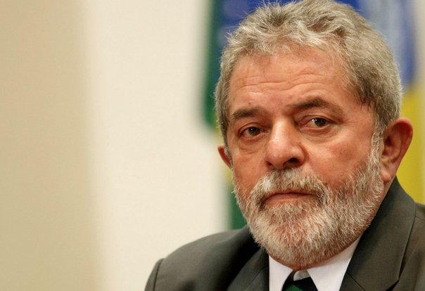 Brasil: Presentan cargos contra Lula por corrupción