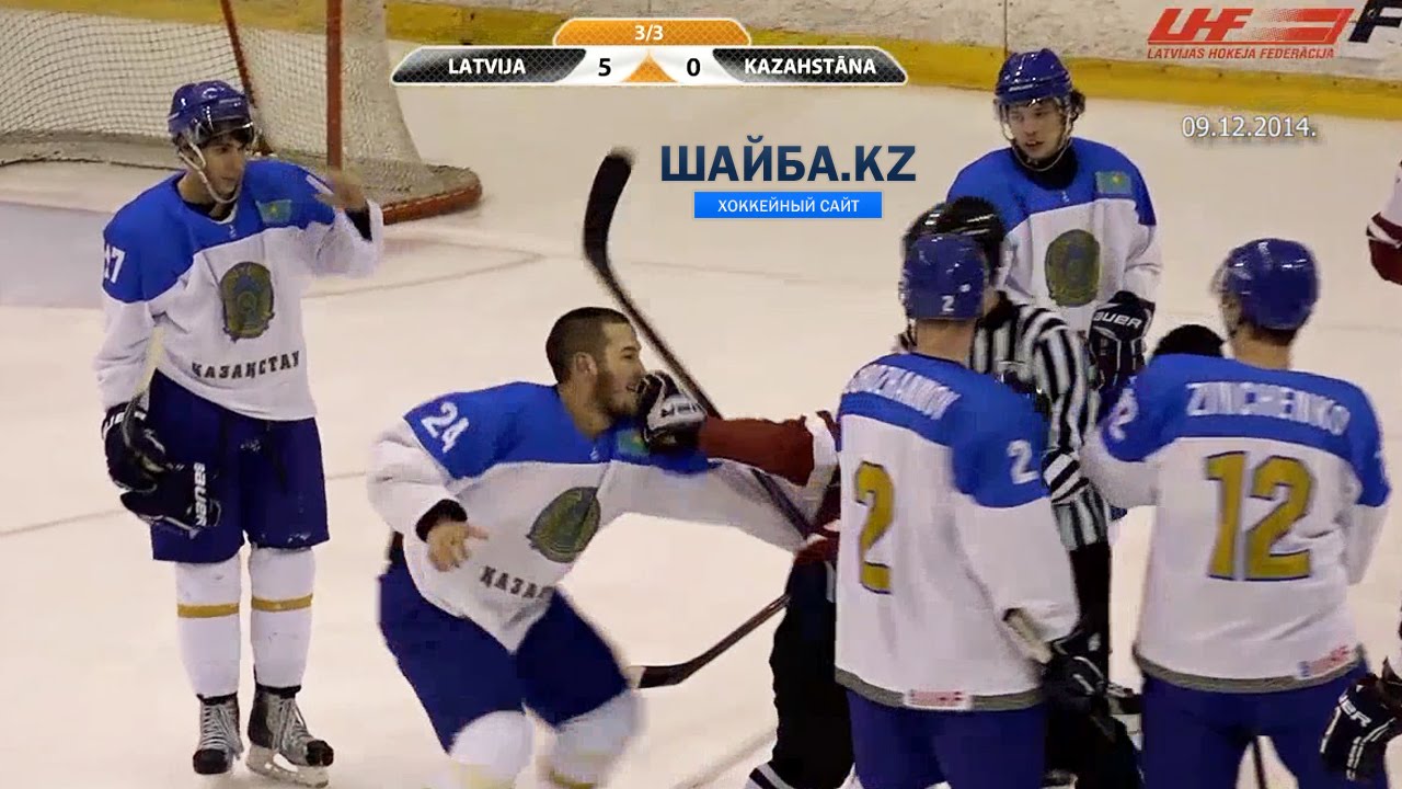 VIDEO: Un jugador de hockey sobre hielo noqueó a la mitad del equipo rival