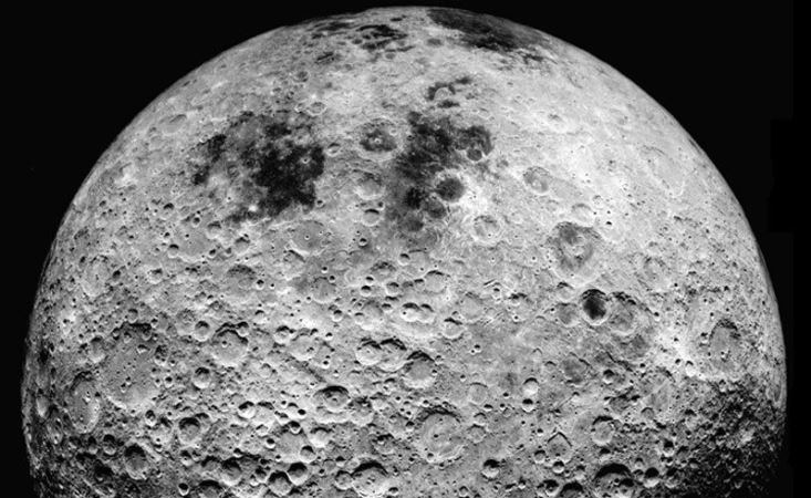 Una compañía privada hará un viaje a la Luna por primera vez