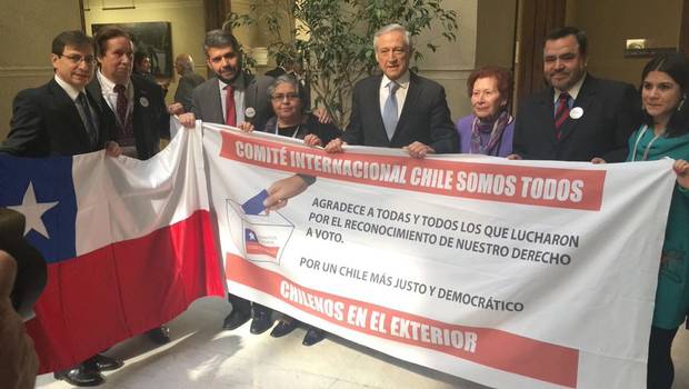 420 mil chilenos residentes en el extranjero podrán votar en elecciones primarias presidenciales y plebiscitos