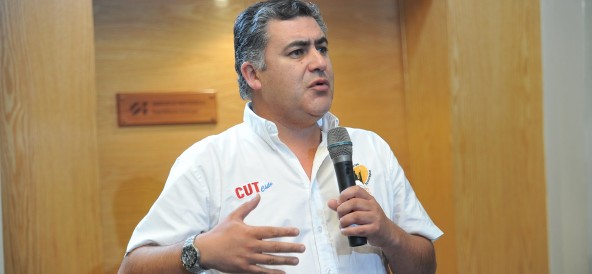Dirigentes sindicales solicitan nulidad de elección de la CUT ante Tribunal Electoral