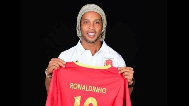 Precios populares para ver el retorno de Ronaldinho en México